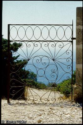 Verziertes Eingangstor