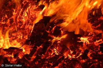 Juni - Sonnwendfeuer